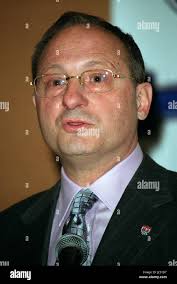 Dr s robert hi-res stock photography and images