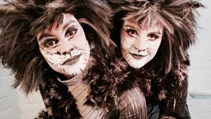 Cats' 'a smashing production'