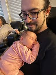 Lorraine Fulton's Instagram, Twitter & Facebook