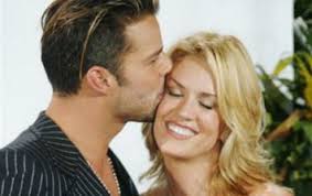 In a relaxed interview with yordi rosado, de alba spoke about the romantic relationship she had with ricky martin in the early 2000s. Rebecca De Alba Y Ricky Martin Perdieron Un Bebe El Informador