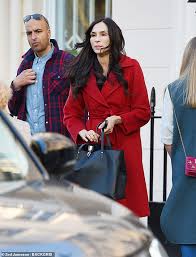 Falls out of a window during a struggle with john scott clough. What Has Famke Janssen Done To Her Face Daily Mail Online