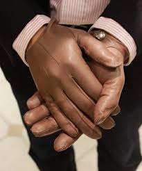 Time To Start Maison Fabre Gloves Gants De Luxe Paris Gants De Millau Paris Fashion Week Pfw Fw17 Maisonfabre Aveyron Mad Paris Fashion Week Gant Millau