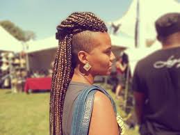 It feels edgier and more modern while still being great for any day of the week. Mohawk Box Braids Menhairdos