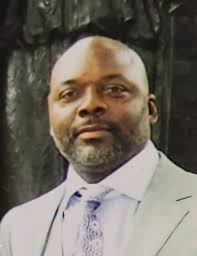 Ronnie Chase's Instagram, Twitter & Facebook