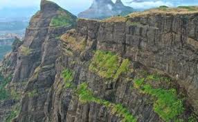 Hill Fort (गिरिदुर्ग ) Archives ...