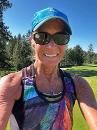 A lovely clear calm evening for a run. And happy smiling faces. It's why we  run