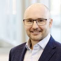 Leonard Wipf's Instagram, Twitter & Facebook