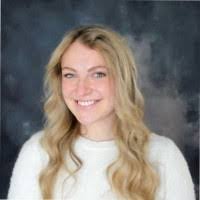 Callie Bartlett's Instagram, Twitter & Facebook