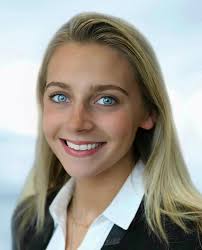 Nina Rawlings's Instagram, Twitter & Facebook