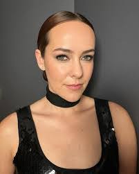 Katie Mellinger's Instagram, Twitter & Facebook