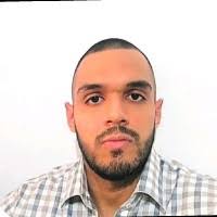 1400+ perfiles de «Jeffrey To»