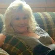 Angie Straub's Instagram, Twitter & Facebook