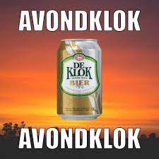Doorgaans verwijst het naar een tijdspanne tussen zonsondergang en zonsopgang waarin individuen in hun woningen moeten zijn. Avondklok Okemakkermaloot