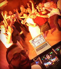 Jede feier ist anders und hat ihren. Soundburg Dj Wurzburg Beitrage Facebook