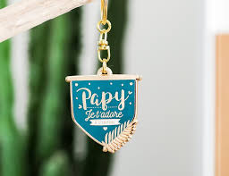 Porte Cles Papy Papy Je T Adore A L Infini Porte Cle Cadeau Pour Papy Fete Des Grand Peres Novelty Christmas Holiday Decor Christmas Ornaments