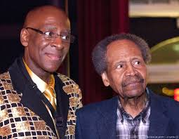 Entrée to Black Paris™: October 2013