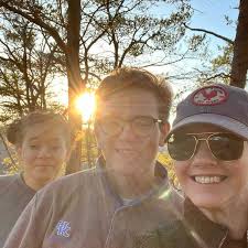 Violet Robinson (@kentuckygal) • Instagram photos and videos