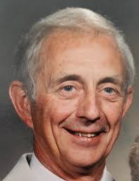 Laura Kellam's Instagram, Twitter & Facebook