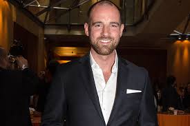 Malte metzelder (born 19 may 1982) is a german footballer who plays as a central defensive midfielder for german club fc ingolstadt 04. Metzelder Freundin