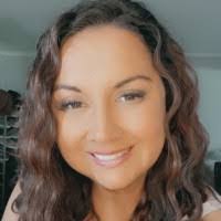 Ashley Trotter's Instagram, Twitter & Facebook