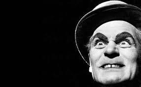 THE ENTERTAINER 1960 Joan Plowright, Laurence Olivier, Brenda De Banzie,  Alan Bates, Roger Livesy, Daniel Massey, Shirley Ann Field, Thora Hird,  Geoffrey Toone and Albert Finney