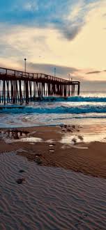 There S Just Something Magical About The Waves Crashing Into The Ocean City Fishing Pier Even On A Chilly Maryland Beaches City Aesthetic Ocean City Maryland