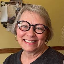 Just finished Ten Birds That Changed the World by Stephen Moss. Excellent  book for naturalists and bird lovers. Now in Part III of Tara Westover's  memoir Educated. Holy crap!! Very eye opening!!