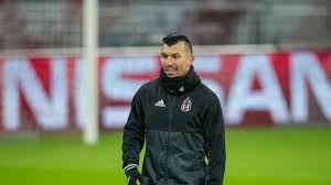 Is a chilean professional footballer who plays for italian club internazionale as a defensive midfielder, although he can also play as a defender. West Ham Want Besiktas Defender Gary Medel Football News Sky Sports