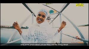 Ruqoyah gawat oyefeso where she expresses and celebrates the new joy, blessing and abundance she is filled with. Asiri Meta Latest 2019 Islamic Music Video By Queen Khadijat Adeloye Starring Saoti Arewa Youtube