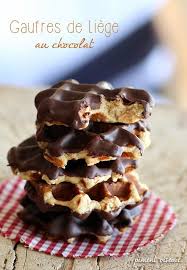 Ah La La Mais Qui Pourrait Resister A Une Gaufre Croustillante Recouverte D Un Glacage Au Chocolat Hein Gaufre De Liege Gaufres Alimentation