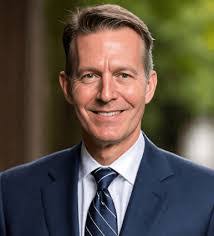 Douglas Manigault's Instagram, Twitter & Facebook