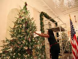 The theme is very patriotic. Decorating The White House For Christmas White House Christmas 2014 Hgtv
