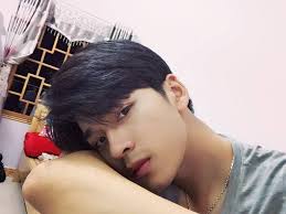 Anh em ra mà xem cả dàn nam thần Châu Á bỗng thu bé lại vừa bằng Trần Nghĩa  chàng Ngạn si tình trong Mắt Biếc!