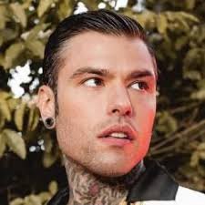 DI CAPRIO (FEAT. NIKY SAVAGE)