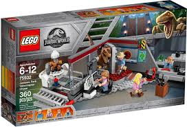 Collecting an amber brick unlocks a playable dinosaur. Lego Jurassic World Poscig Raptorow 75932 W Hulahop Pl