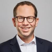 Ralph Schaefer's Instagram, Twitter & Facebook