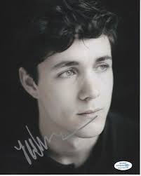 Jonah Hauer King Autographed Signed 8x10 Photo ACOA 2020-2