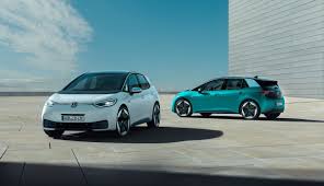Includes fuel and the basic insurance with excess of chf 2'500. Bericht Vw Patriarch Piech Startete 2013 Tesla Ubernahmeversuch Teslamag De