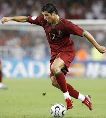 Navigation afrique du sud 2010 russie 2018 modifier l'équipe d'allemagne, sacrée championne du monde au maracanã , soulève le trophée. Les Chaussures De Cristiano Ronaldo A La Coupe Du Monde