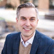 Tim Asche's Instagram, Twitter & Facebook