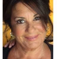 Heidi Walden's Instagram, Twitter & Facebook