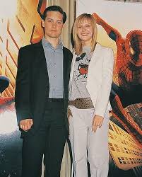 Kirsten dunst talking about her relationship with tobey maguire Movie Market Photograph Poster Of Tobey Maguire Kirsten Dunst 252484