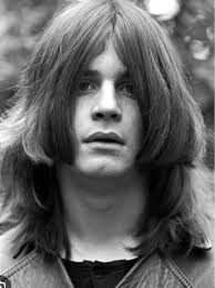 The Hail Mary Band: Mike Diaz vocals, Chris Parker lead guitar, Al Ochoa  Bass guitar, Gustavo Rodriguez Drums. The song is Shooting Star by Hail  Mary Band.