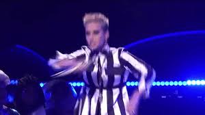 Katy perry addresses rumors that her single swish swish is about someone everyone knows and gets hyped about her touring. Swish Snl 2017 Gif By Katy Perry Find Share On Giphy