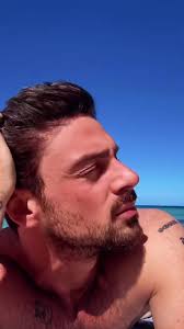 Michel Morrone Viki Kagia