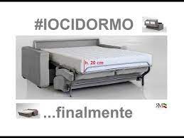 Il letto scomparsa dispone di innovativa rete a doghe in legno con telaio in alluminio e sistema di regolazione. Divano Letto Con Materasso Alto 20 Cm Sofa Bed With High Mattres Youtube