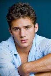 Jeanne Thurston's Instagram, Twitter & Facebook