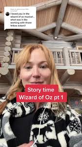 Wizard of Oz Dorothy Falls in Love