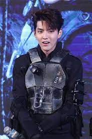 Hai người đã từng hợp tác trong show 72 tầng kỳ lâu và mới đây nhất là mv miss you. Ngo Diá»‡c Pham Triá»‡u Lá»‡ DÄ©nh Cáº·p Ä'Å©a Lá»‡ch Cá»±c Yeu Khiáº¿n Fan Tan Cháº£y