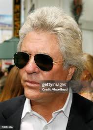 91 Jon Peters Honored With A Star On The Hollywood Walk Of Fame Stock  Photos, High-Res Pictures, and Images